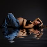 maternity photo of pregnant woman