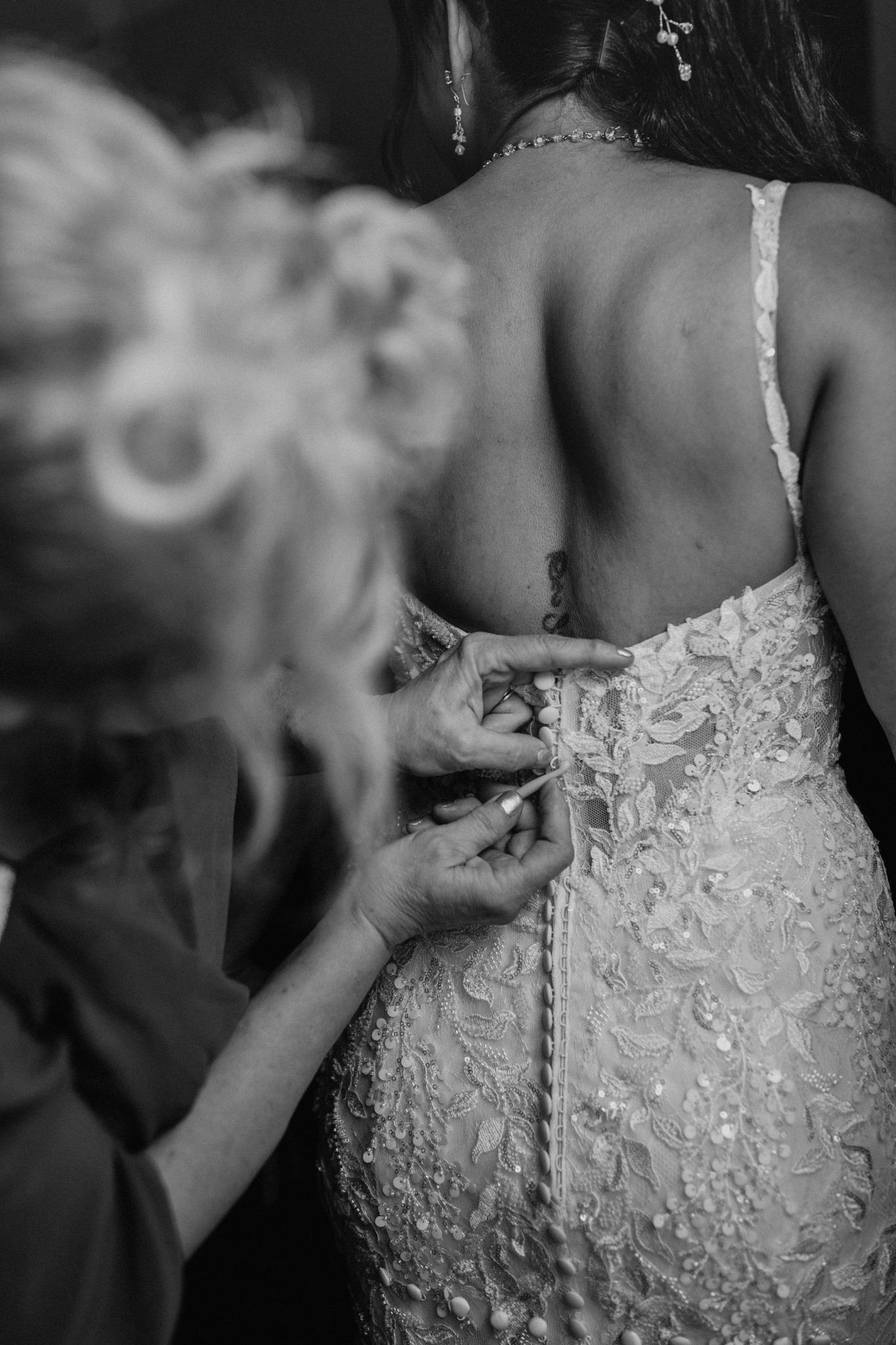 wedding photography black and white back of bride's dress buttoned up new hampshire